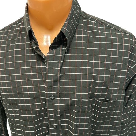 Croft & Barrow Men's Shirt Size Large (16 1/2-17 35-35) Black Plaid Button Front - Picture 3 of 10